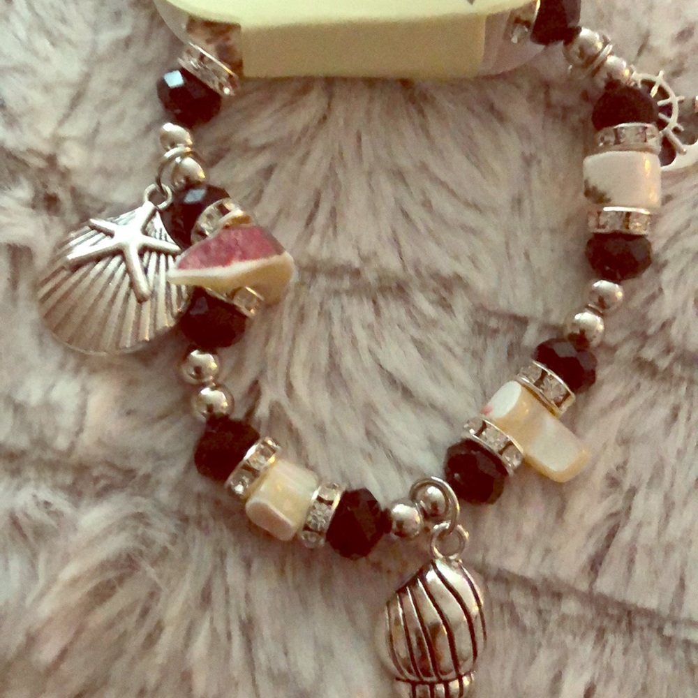 New ๐ฏ๐ฅBeautiful bracelets ๐ฅ๐น๐ฅ๐โค๏ธ - Picture 2 of 6